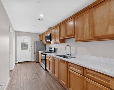 1483 O Sullivan Drive - Photo Thumbnail 11