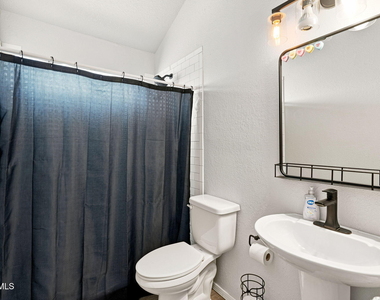 2437 Fletcher Place - Photo Thumbnail 29