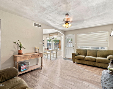 2437 Fletcher Place - Photo Thumbnail 23