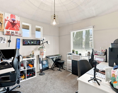2437 Fletcher Place - Photo Thumbnail 34