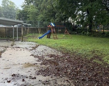 101 Boswell Avenue - Photo Thumbnail 26