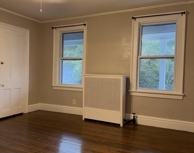 101 Boswell Avenue - Photo Thumbnail 10