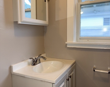 101 Boswell Avenue - Photo Thumbnail 21