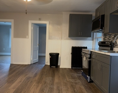 101 Boswell Avenue - Photo Thumbnail 16