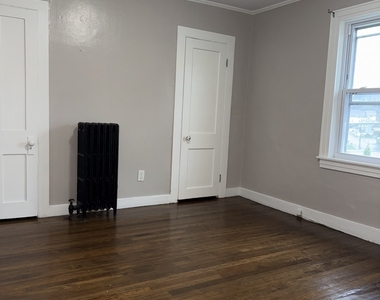 101 Boswell Avenue - Photo Thumbnail 15