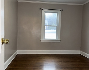 101 Boswell Avenue - Photo Thumbnail 19