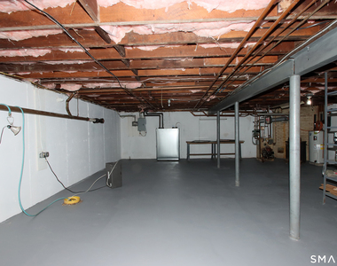 85 Center Street - Photo Thumbnail 20
