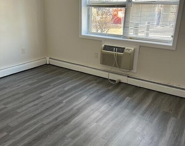 40-2 Prospect Avenue - Photo Thumbnail 8