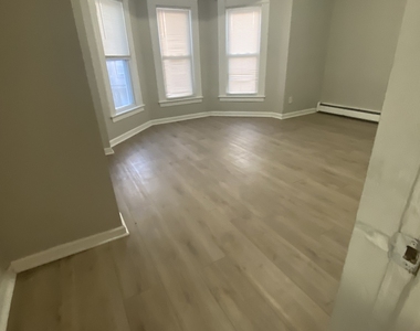 57 Stevens Street - Photo Thumbnail 13