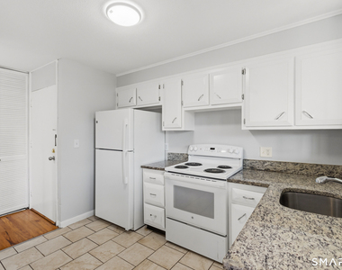 492 Fountain Street - Photo Thumbnail 1
