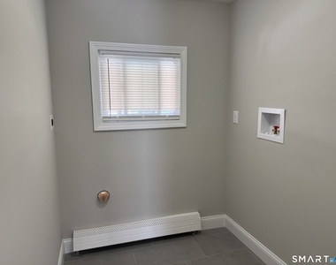 93 Cliff Street - Photo Thumbnail 7