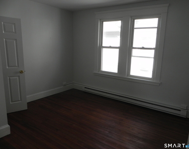 67 Fairfield Avenue - Photo Thumbnail 6