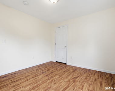143 Kneen Street - Photo Thumbnail 13