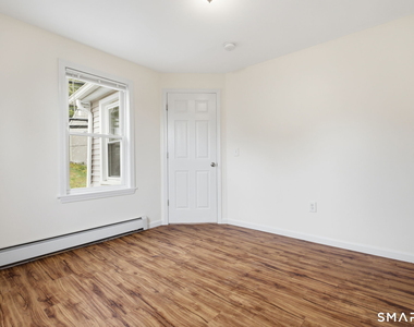 143 Kneen Street - Photo Thumbnail 12