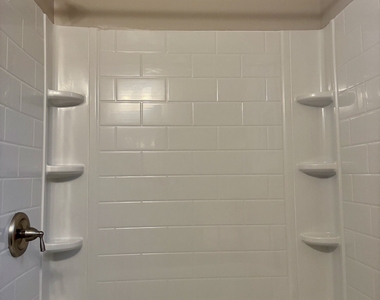 101 Boswell Avenue - Photo Thumbnail 7