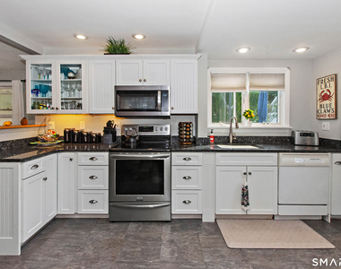 29 Prospect Avenue - Photo Thumbnail 21