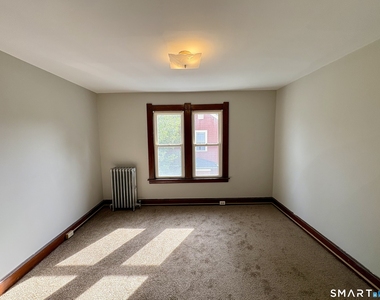 37 Hungerford Avenue - Photo Thumbnail 10