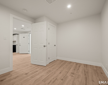 542 Main Street - Photo Thumbnail 6