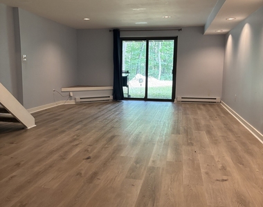 103 Main Street - Photo Thumbnail 18