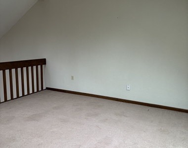 103 Main Street - Photo Thumbnail 17