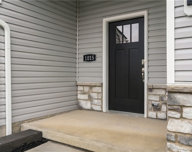 1015 Darcy Drive - Photo Thumbnail 1