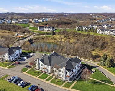 217 Adams Pointe Boulevard - Photo Thumbnail 21