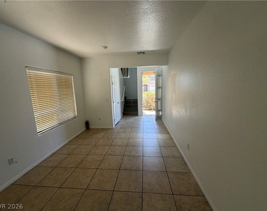 5566 Sun Temple Avenue - Photo Thumbnail 3