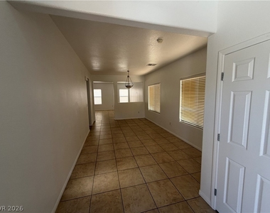 5566 Sun Temple Avenue - Photo Thumbnail 1