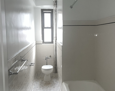 East 56th Street - Photo Thumbnail 9