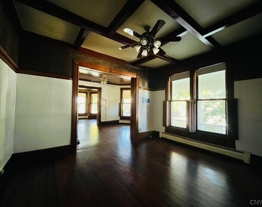 128 N School Street - Photo Thumbnail 5