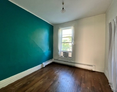 128 N School Street - Photo Thumbnail 13
