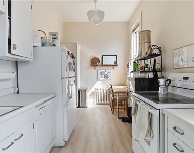 201 Pine Street - Photo Thumbnail 7