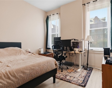 201 Pine Street - Photo Thumbnail 9