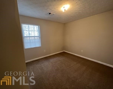 8260 Max Court - Photo Thumbnail 17