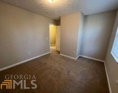 8260 Max Court - Photo Thumbnail 18