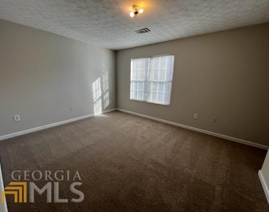 8260 Max Court - Photo Thumbnail 12