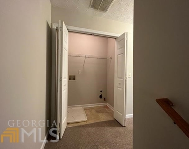 8260 Max Court - Photo Thumbnail 8