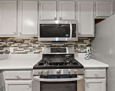 83 Fair Haven Way Se - Photo Thumbnail 3