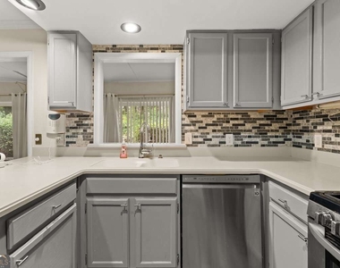 83 Fair Haven Way Se - Photo Thumbnail 1