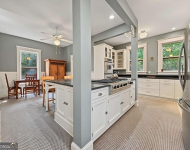 1059 Alta Avenue Ne - Photo Thumbnail 11