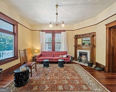 1059 Alta Avenue Ne - Photo Thumbnail 7