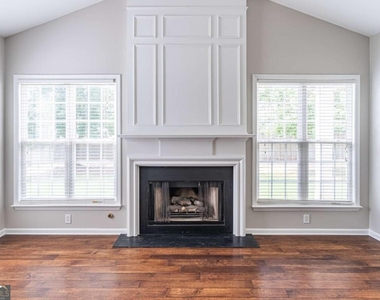 230 Albrighton Court - Photo Thumbnail 11
