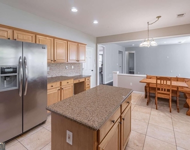 230 Albrighton Court - Photo Thumbnail 14