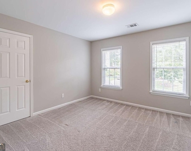 230 Albrighton Court - Photo Thumbnail 23