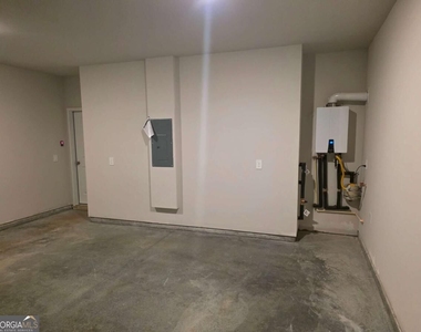 2253 Martin Springs Bend - Photo Thumbnail 31