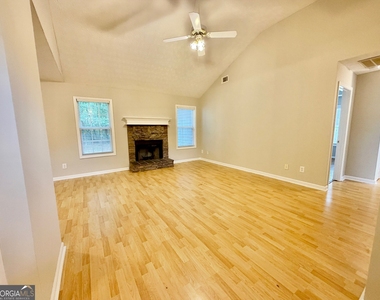 574 Hickeria Way - Photo Thumbnail 5