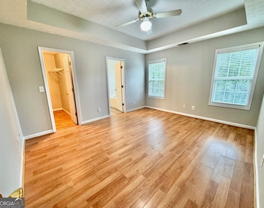 574 Hickeria Way - Photo Thumbnail 8