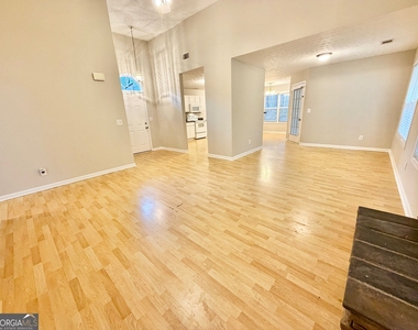 574 Hickeria Way - Photo Thumbnail 7