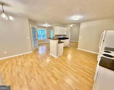 574 Hickeria Way - Photo Thumbnail 3