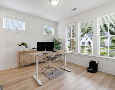 5045 Reserve Drive - Photo Thumbnail 30